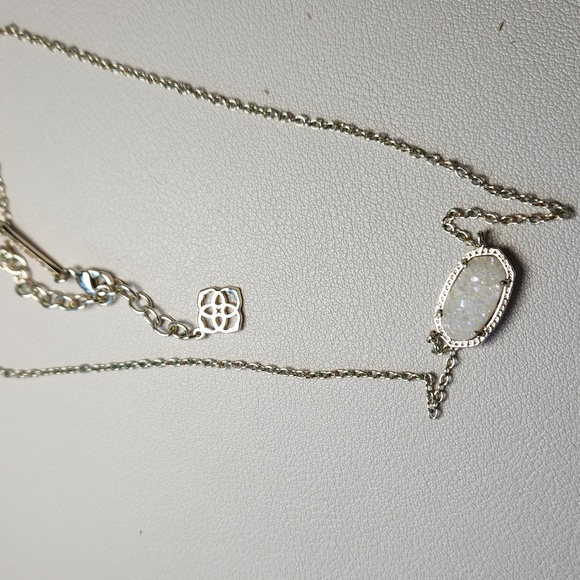 Kendra Scott Elisa Gold Iridescent Drusy Pendant Necklace - Picture 5 of 5